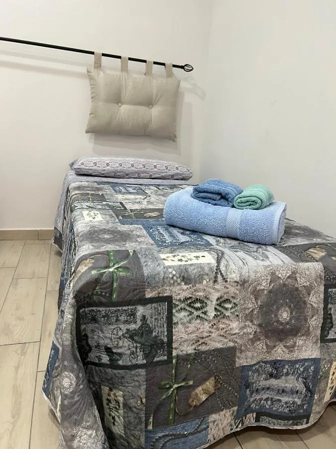 House Del Golfo Daire Napoli 0*,